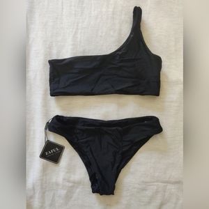 NWT One Shoulder Asymmetrical Bikini Set